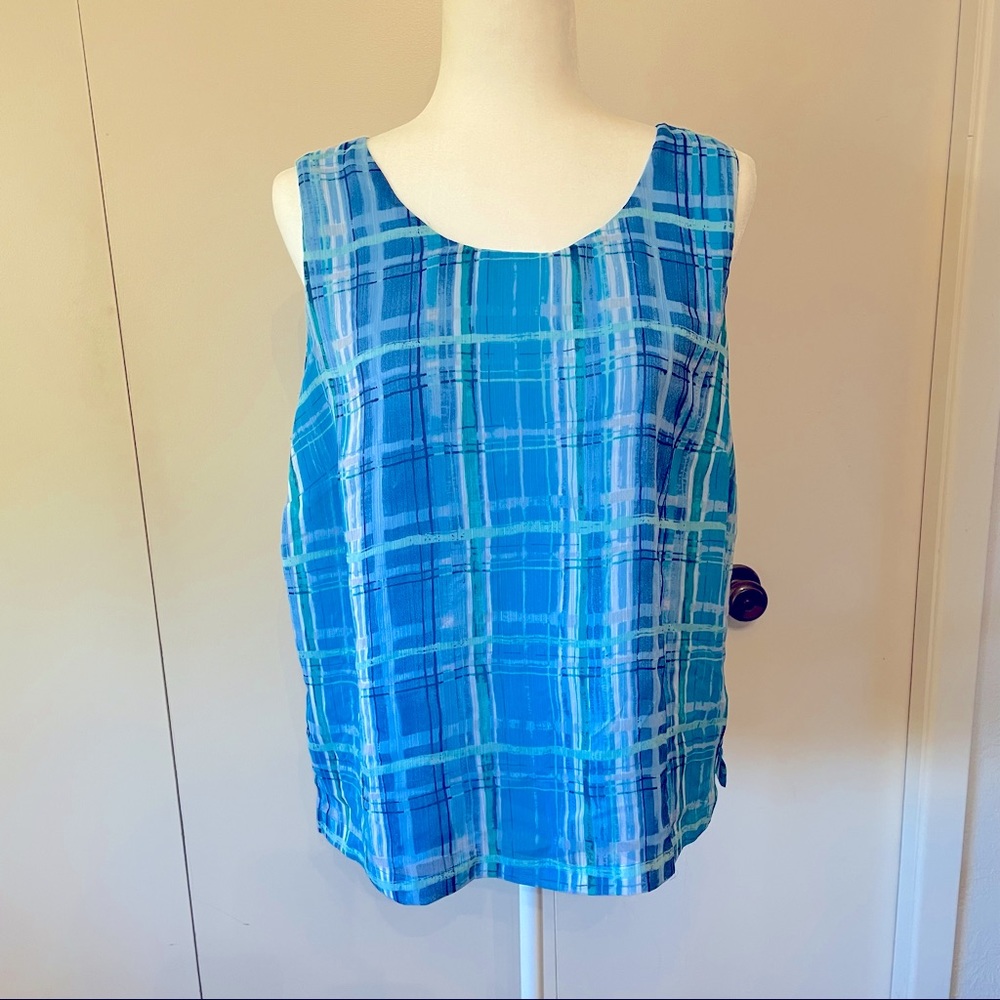 Blue stripe sleeveless blouse